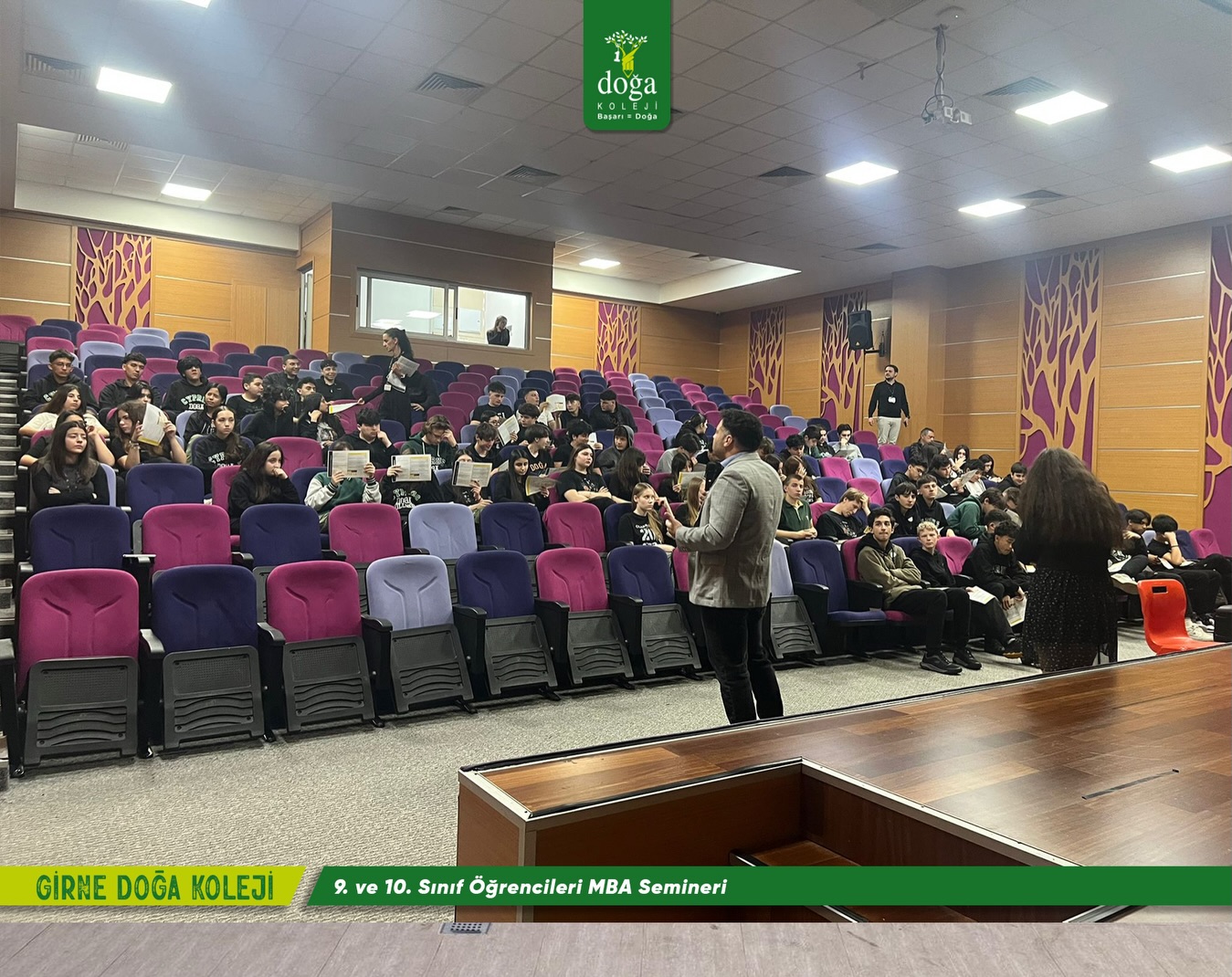 Girne Doğa Koleji 9. ve 10. sınıf öğrencilerine yönelik düzenlenen seminerde, Doçent Doktor Mümtaz Güran ve Uzman Doktor Zehra Gültekin öğrencilerimizle bir araya geldi